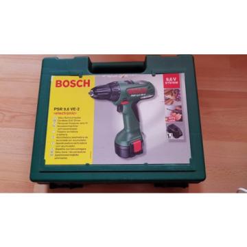 Taladro inalámbrico BOSCH PSR 9,6 VE-2 1.5 Ah CARGADOR (BATERÍA AVERIADA)